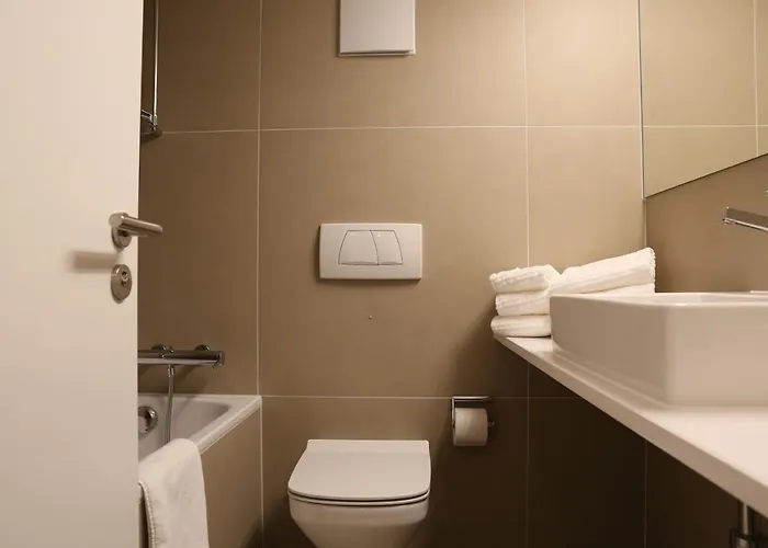 Bolero 4.5 Dachzimmerwohnung Apartman