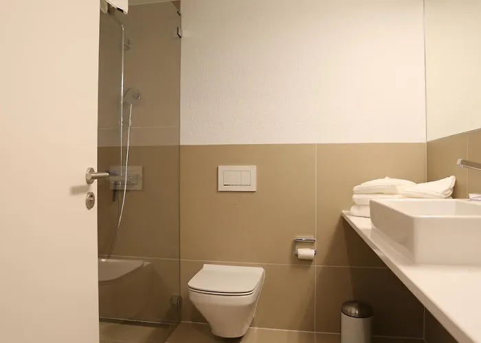 Bolero 4.5 Dachzimmerwohnung Apartman *